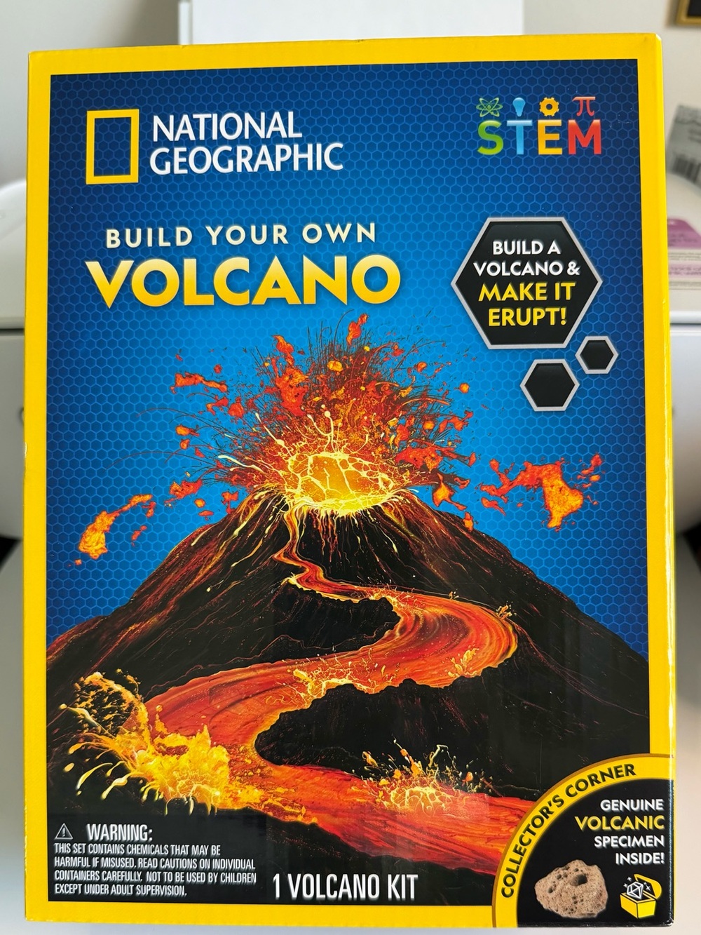 National Geographic Volcano STEM Kit - Blue & Yellow Packaging